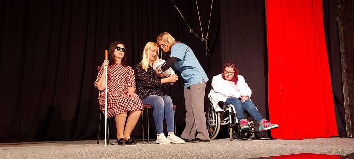 Predstava forum teatar Lične priče Tuzla slika 1