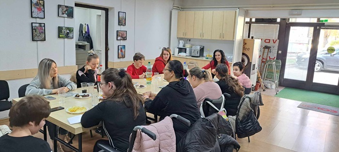 Forum žena sastanak 05 12 23 slika 1